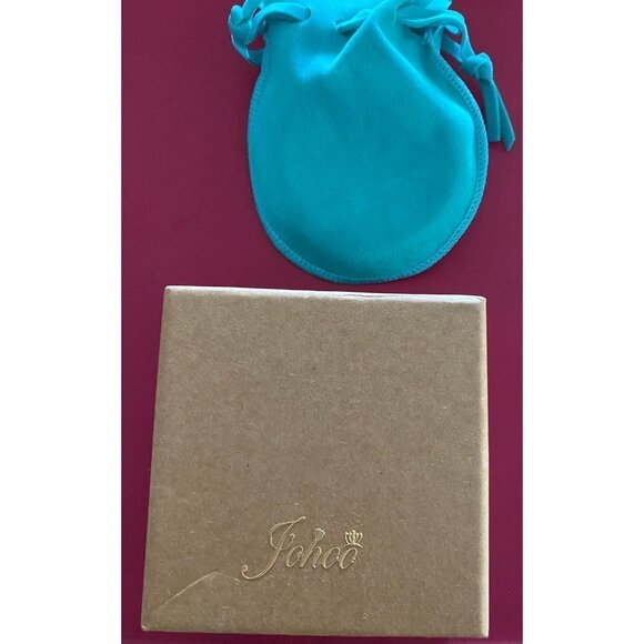 Engraved Hug Two-Tone Bracelet with Hinged Opening - Picture 8 of 12